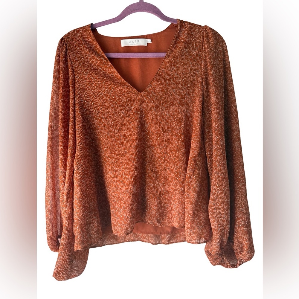 ASTR The Label Chiffon floral Print Puff Sleeve Blouse Orange Top Sz Small $69